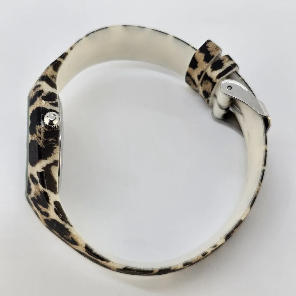 Women's Analog Watch 34MM White Dial Leopard Plastic Bands NEW Battery